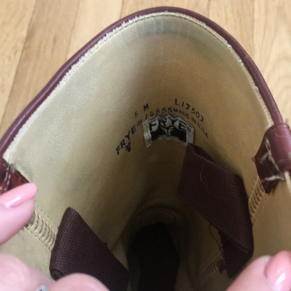 Vintage Frye boots! Fit like a size 7 - Picture 4 of 7